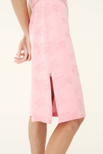Load image into Gallery viewer, ROWIE CARLA JACQUARD MIDI DRESS PETAL PINK FLORAL
