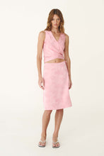 Load image into Gallery viewer, ROWIE CARLA JACQUARD MIDI SKIRT PETAL PINK FLORAL
