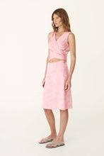 Load image into Gallery viewer, ROWIE CARLA JACQUARD MIDI SKIRT PETAL PINK FLORAL
