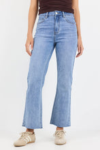 Load image into Gallery viewer, IVY + JACK CATALINA 90S BLUE KICK FLARE CROP JEAN
