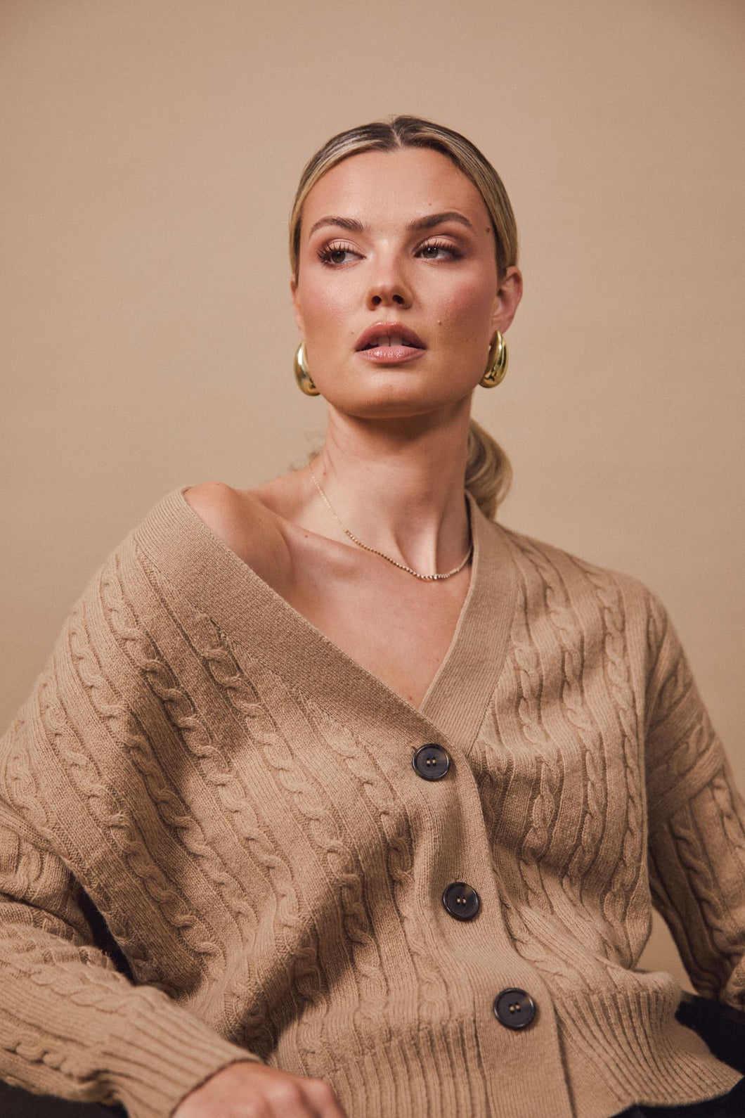 MARLOW COPENHAGEN CABLE KNIT CARDIGAN TAUPE