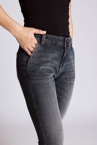 ZHRILL DALVA JEAN W7005