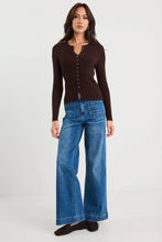 Load image into Gallery viewer, IVY + JACK DITTO CHOCOLATE BUTTON FRONT RIB KNIT LS TOP
