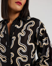 Load image into Gallery viewer, ET ALIA CECELIA SHIRT MIDNIGHT WAVES
