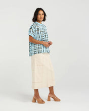 Load image into Gallery viewer, ET ALIA BREA TOP SKYLINE PLAID
