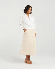 Load image into Gallery viewer, ET ALIA SKYLAR BOMBER IVORY FLORALS
