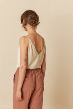 Load image into Gallery viewer, INDI &amp; COLD FRIDA TOP LINO
