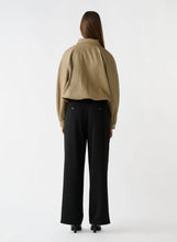 Load image into Gallery viewer, ESMAEE EXPRESSION BUBBLE JACKET KHAKI
