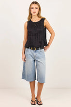 Load image into Gallery viewer, STORIES BE TOLD ENCOURAGE BLACK LINEN PINTUCK FRONT BOAT NECK TOP
