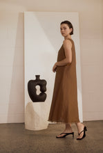 Load image into Gallery viewer, MARLOW FLORENCE LINEN DRESS BURNT UMBER
