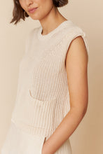 Load image into Gallery viewer, INDI &amp; COLD PIA VEST CRUDO
