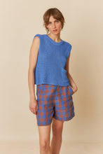 Load image into Gallery viewer, INDI &amp; COLD PIA VEST AZUL KLEIN
