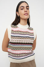 Load image into Gallery viewer, KOWTOW FLOWERBED VEST
