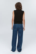 Load image into Gallery viewer, MARLE FOUNDATIONS VEST BLACK
