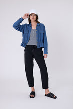 Load image into Gallery viewer, MARLOW FRESCO JACKET MID WASH
