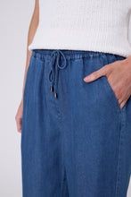 Load image into Gallery viewer, MARLOW FRESCO PANT MID WASH
