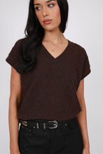 Load image into Gallery viewer, MARLOW FROST KNIT VEST JAVA
