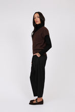 Load image into Gallery viewer, MARLOW FROST KNIT VEST JAVA
