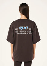 Load image into Gallery viewer, P.E NATION GLIDE OVERSIZED TEE COFFEE
