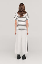 Load image into Gallery viewer, TAYLOR STRIPE SOLACE TEE BLACK/IVORY
