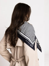 Load image into Gallery viewer, DARK HAMPTON THE HUNTER SCARF
