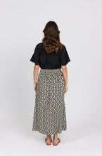 Load image into Gallery viewer, KNEWE BLISS SKIRT THEORY
