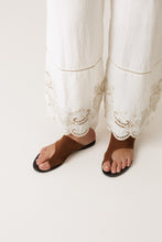 Load image into Gallery viewer, COMING SOON | INDI &amp; COLD PANT CRUDO

