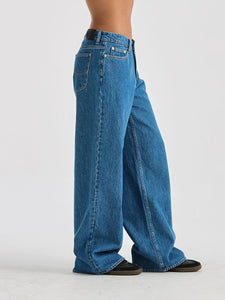 LEE LOW SLOUCH JEAN BLUE QUARTER