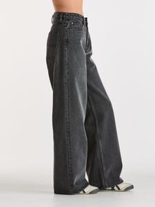 LEE MID SLOUCH BASALT