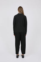 Load image into Gallery viewer, MARLOW LINGE TAPERED PANT BLACK

