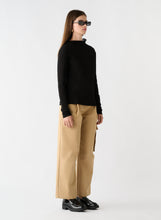 Load image into Gallery viewer, ESMAEE MADDISON TOP BLACK

