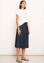 Load image into Gallery viewer, POL MAST TEE WHITE
