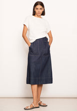 Load image into Gallery viewer, POL MAST TEE WHITE

