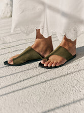 Load image into Gallery viewer, COMING SOON | INDI &amp; COLD SYDNEY SKIRT BLANCO
