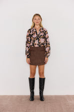 Load image into Gallery viewer, MINK PINK WILLOW BLOUSE FLORAL
