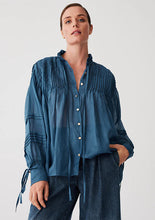 Load image into Gallery viewer, MOS AALIYAH BLOUSE CORNFLOWER
