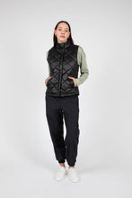 Load image into Gallery viewer, MARLOW ALPINE QUILTED VEST BLACK
