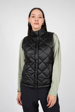 Load image into Gallery viewer, MARLOW ALPINE QUILTED VEST BLACK
