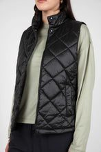 Load image into Gallery viewer, MARLOW ALPINE QUILTED VEST BLACK
