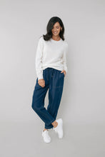 Load image into Gallery viewer, MARLOW CASHMERE CREW NECK
