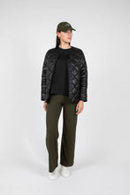 Load image into Gallery viewer, MARLOW ALPINE QUILTED JACKET BLACK
