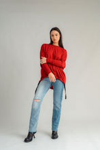 Load image into Gallery viewer, NES YARI MERINO TUNIC RED CHILLI
