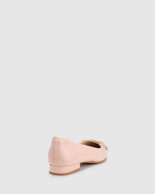 Load image into Gallery viewer, CHAOS &amp; HARMONY NELLIE FLAT PINK

