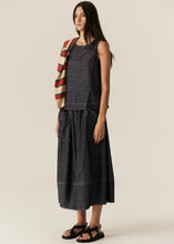 Load image into Gallery viewer, POL AVRID SKIRT CHAMBRAY
