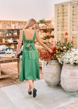 Load image into Gallery viewer, POL MARLIN RAFFIA TRIM DRESS GREEN
