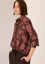 Load image into Gallery viewer, POL ISA SHIRT ISA PRINT
