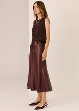 Load image into Gallery viewer, POL CARMEL STRIPED VEST CHOC/MERLOT
