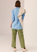 Load image into Gallery viewer, POL MARLON STRIPE SHIRT BLUE STRIPE
