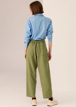 Load image into Gallery viewer, POL MARLON STRIPE SHIRT BLUE STRIPE
