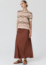 Load image into Gallery viewer, POL LIANA TEE TEXTURED STRIPE PEBBLE/PINK/TOFFEE
